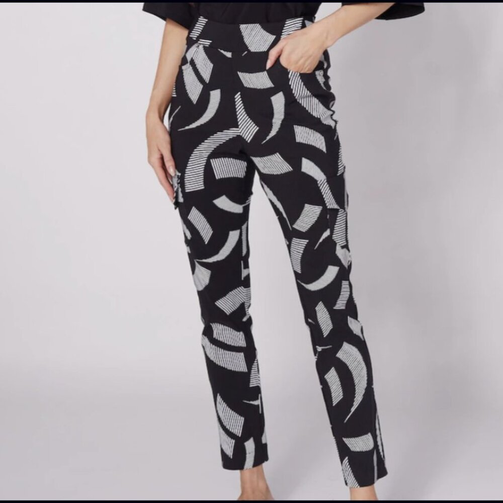 Elegant Pant with Side Placed Pockets